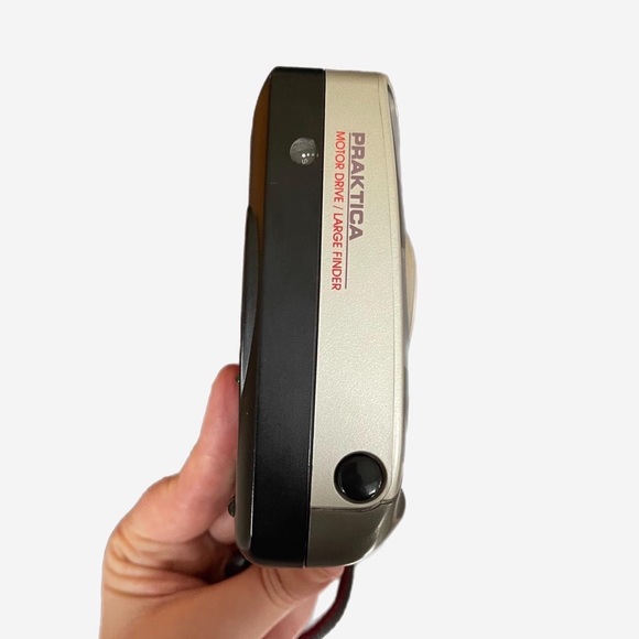 Vintage Praktica AP310 90s 35mm Point and Shoot Film Camera - Picture 3 of 4